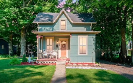 $165,000 Charming Marshall, MI Home: Desirable Location & Recent Updates
