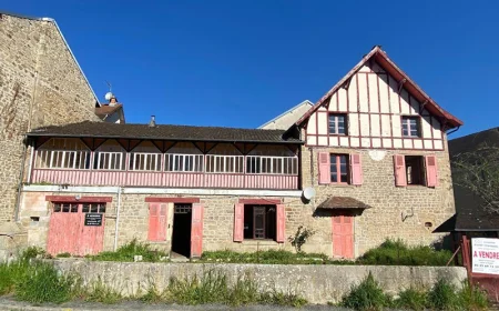 $102,933 Eymoutiers Half-Timber House: Renovation Potential in Limousin