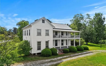 $175,000 Historic 1900 Jackson AL Home: Charm, Potential, Investment Opportunity