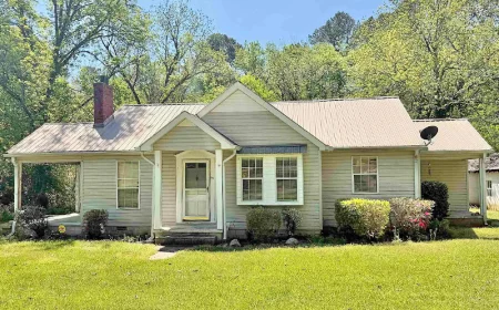 $154,900 Anniston AL Home for Sale: 2 Bed, 2 Bath on 4+ Acres in Saks