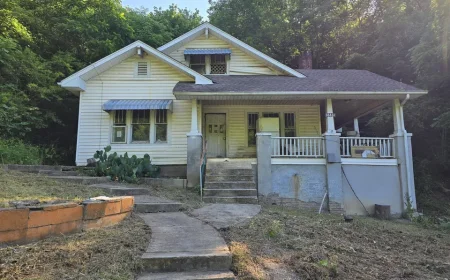 $94,900 19-Acre Bristol VA Retreat: Fixer Home, Mountain Views & Privacy