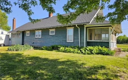  $89,900 Rosendale, MO: 4-Bedroom Home on 2 Acres Closes 
