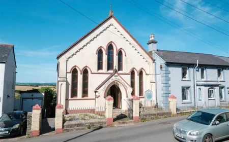 £85,000 Crafthole Methodist Church: Coastal Conversion Potential Near Portwrinkle