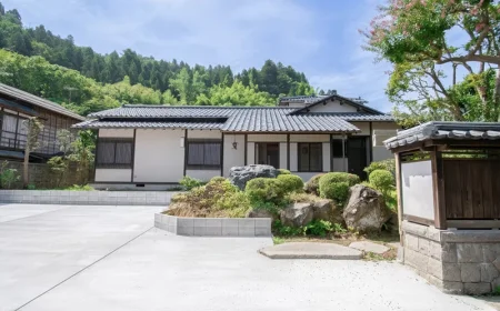 $112,000.00 Price Kamo, Niigata Home: Pond Garden Retreat Near Station 