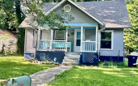  $29,900 Affordable Caney KS Home: 2 Beds, Carport, Shed 