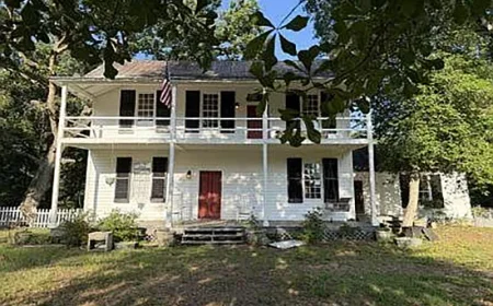  $165,900 Historic Marion AL Home: 1834 Estate with 10.5 Acres
