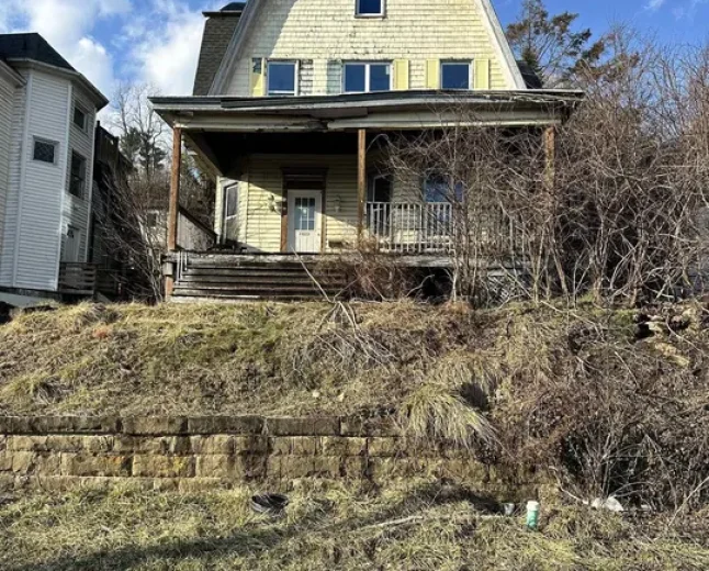 $30,000 Fairmont WV Fixer-Upper: Investment Opportunity