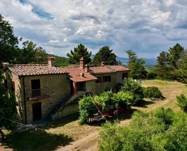 $147,163 Anghiari Stone Farmhouse: Authentic Tuscan Charm & Land