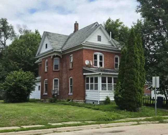 $29,900 Savanna IL Historic Home: Your Next Renovation Project Awaits