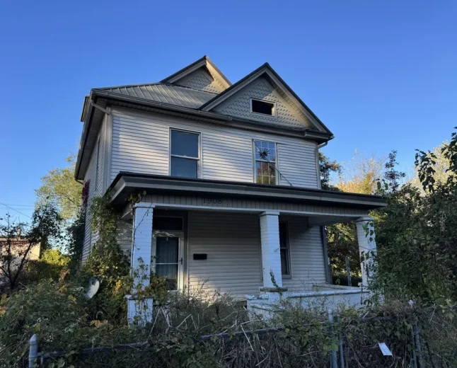 $25,900 Affordable Huntington WV Home: 3 Bed, 2 Bath Fixer-Upper with New Roof