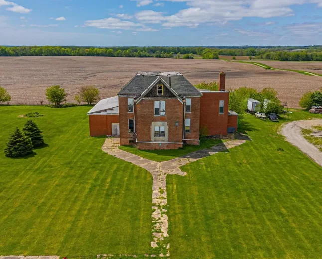 $29,000 Prime 1.09-Acre Residential Lot for Sale in Waynesville, IL