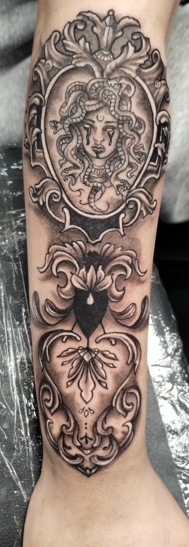 ashley-arm