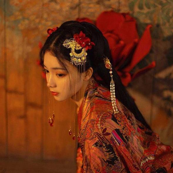 กัลยารัตน์ เพ็ญศรี