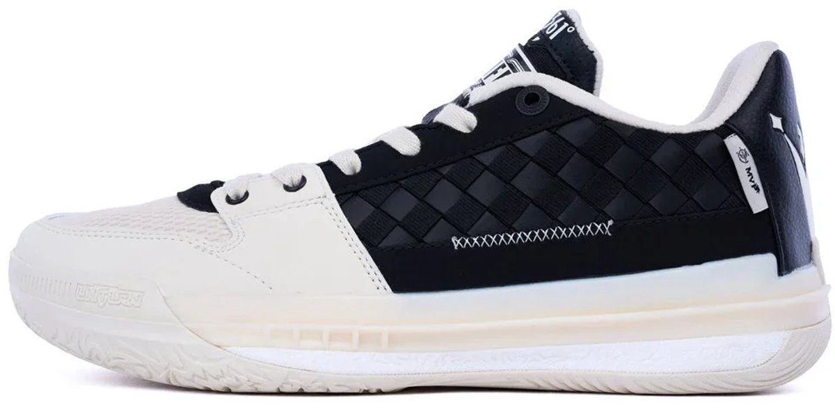 Basketballschuhe 361° Nikola Jokić Shuffle 1