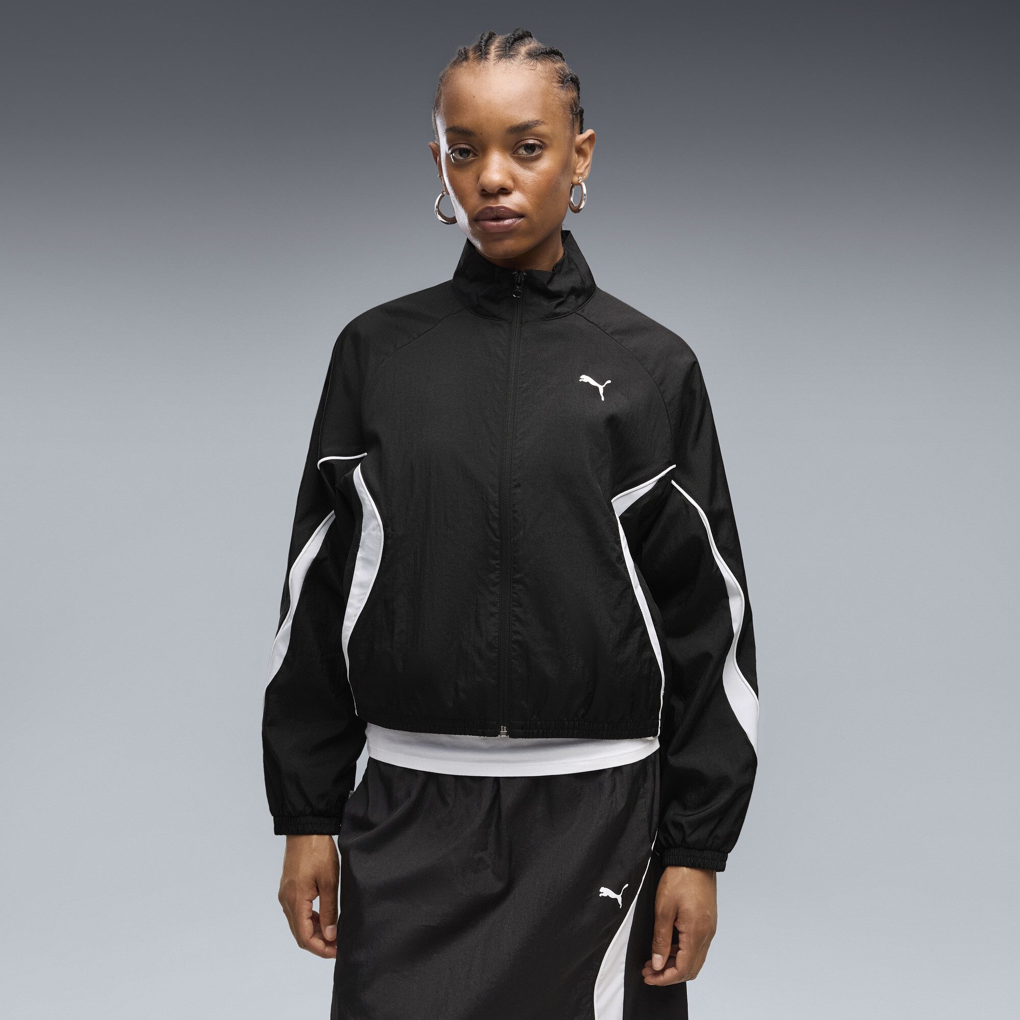 PUMA Sport Relaxed Gewebte Jacke Damen, Kleidung, Schwarz, XS