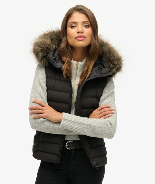 Superdry Women's Fuji Weste mit Kapuze aus Kunstfell Schwarz - Größe: 38