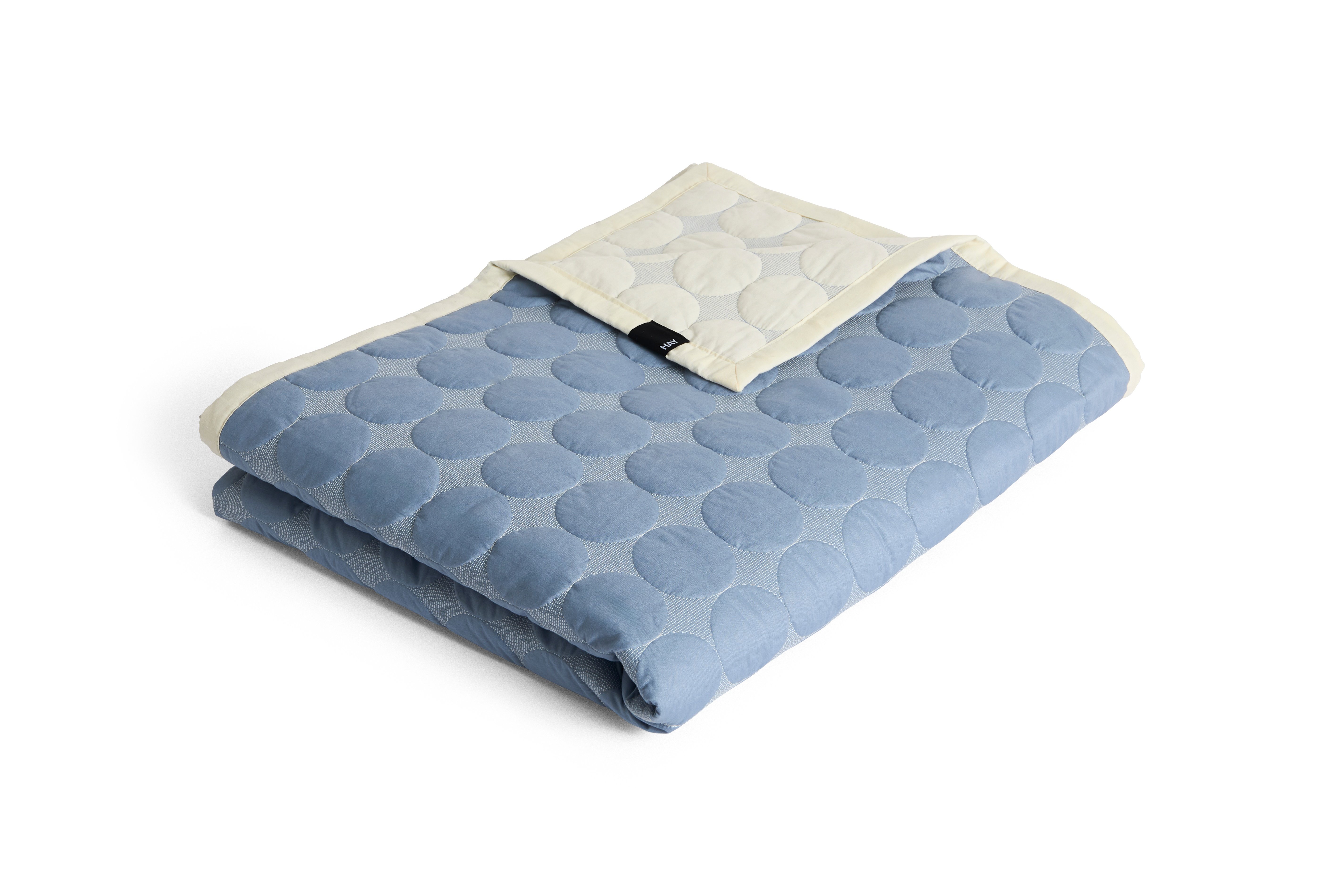 HAY - Mega Dot Tagesdecke - B260 x L260 cm - Staubblau