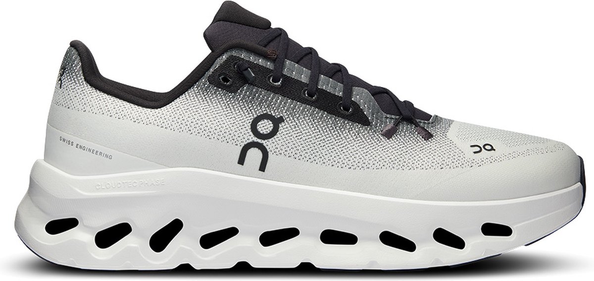 ON Cloudtilt Schwarz Elfenbein Damen Sneaker 3WE10051430 39