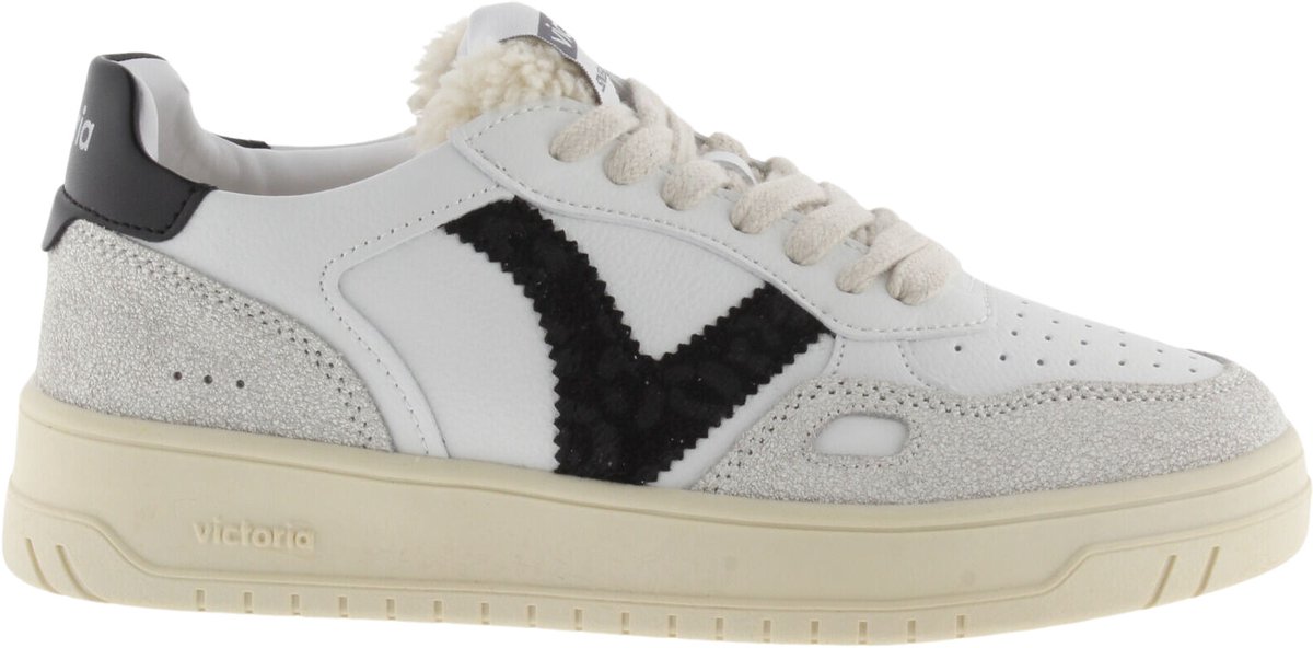 Sneakers mit Haut- und Tier-Effekt aus Seoul Frau Victoria
