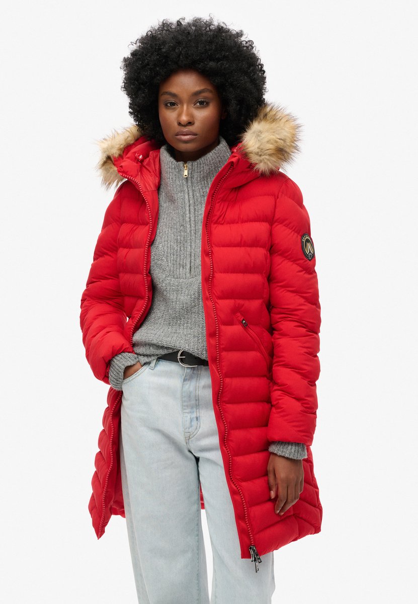 Damen Steppjacke mit Kapuze und Kunstfell in mittellanger Länge Superdry