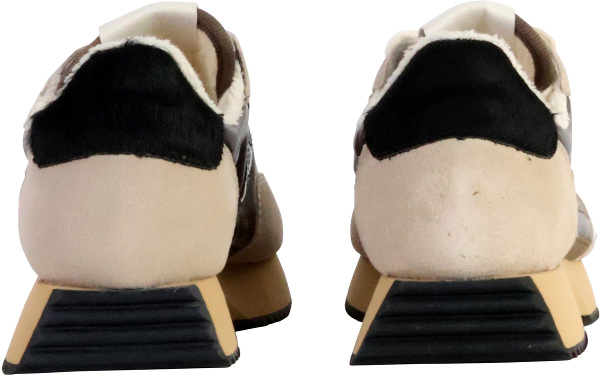 Sneakers Victoria Cosmos