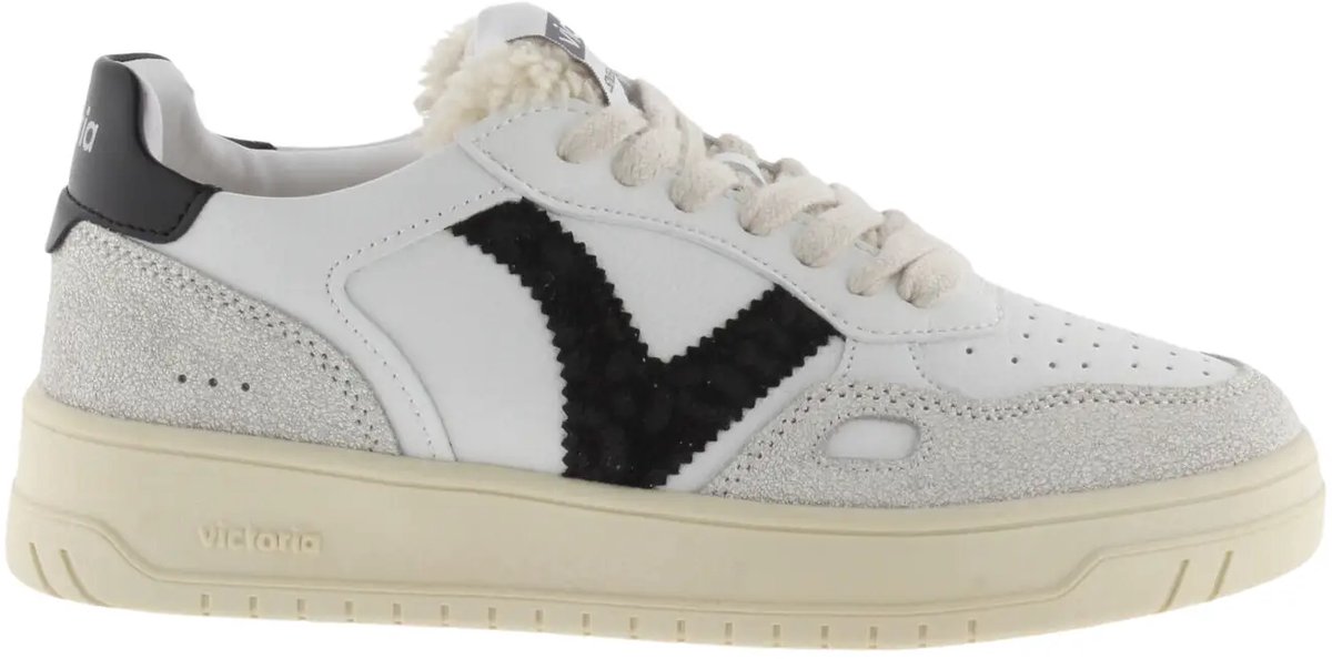 Sneakers mit Haut- und Tier-Effekt aus Seoul Frau Victoria