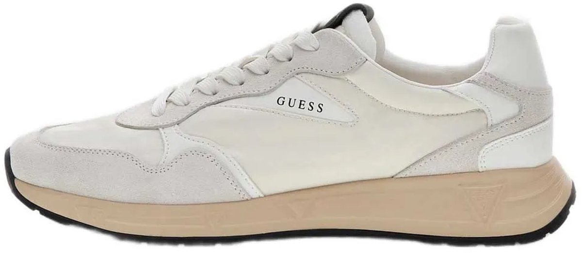 Baskets Guess Aria logo