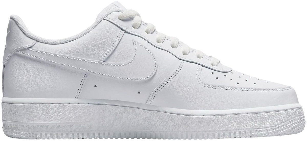 Nike Air Force 1 07 Triple White Herren Sneaker CW2288-111 40 white
