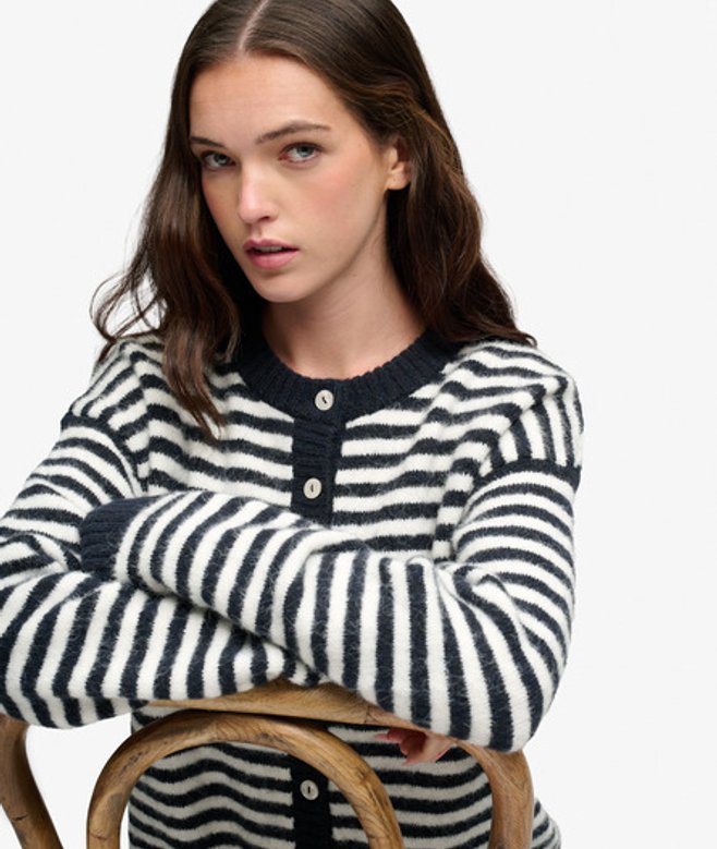 Superdry Damen Gestreifter Strickjacke Lockere Passform Navy - Größe: 44