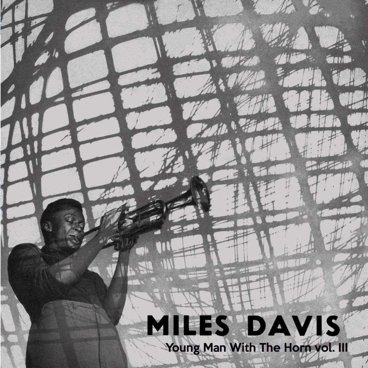 LP Schallplatte MILES DAVIS - Young Man With The Horn Vol. III ACV2100 Doxy 2018 Europa Jazz gray