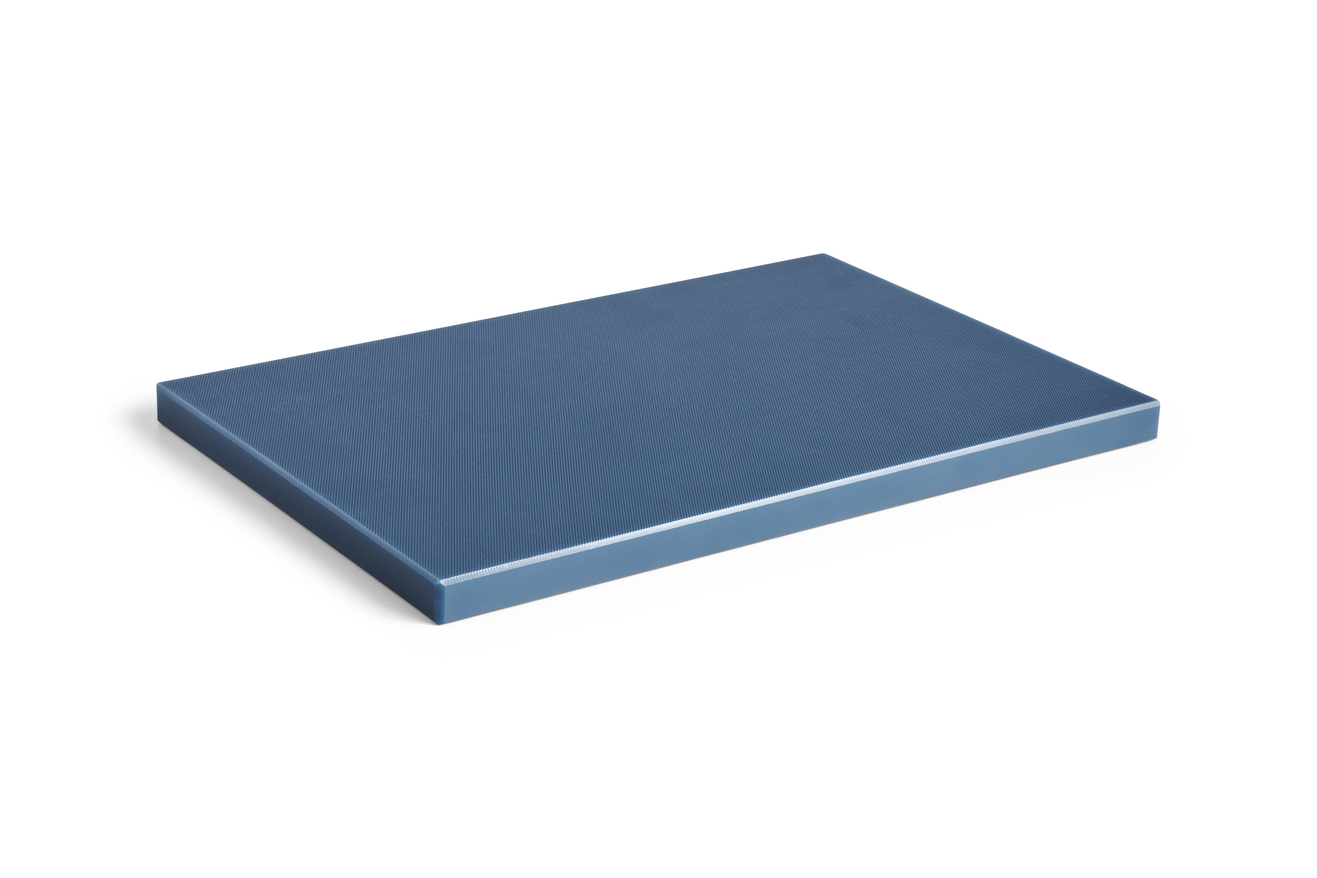 HAY – Slice Schneidebrett Groß – B25 x L38 cm – Dunkelblau