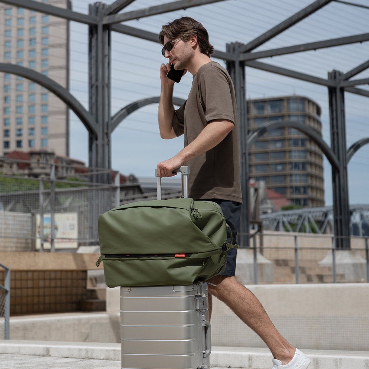 PGYTECH OneMo - Travel backpack 35L - Expandable to 50L - Olive green