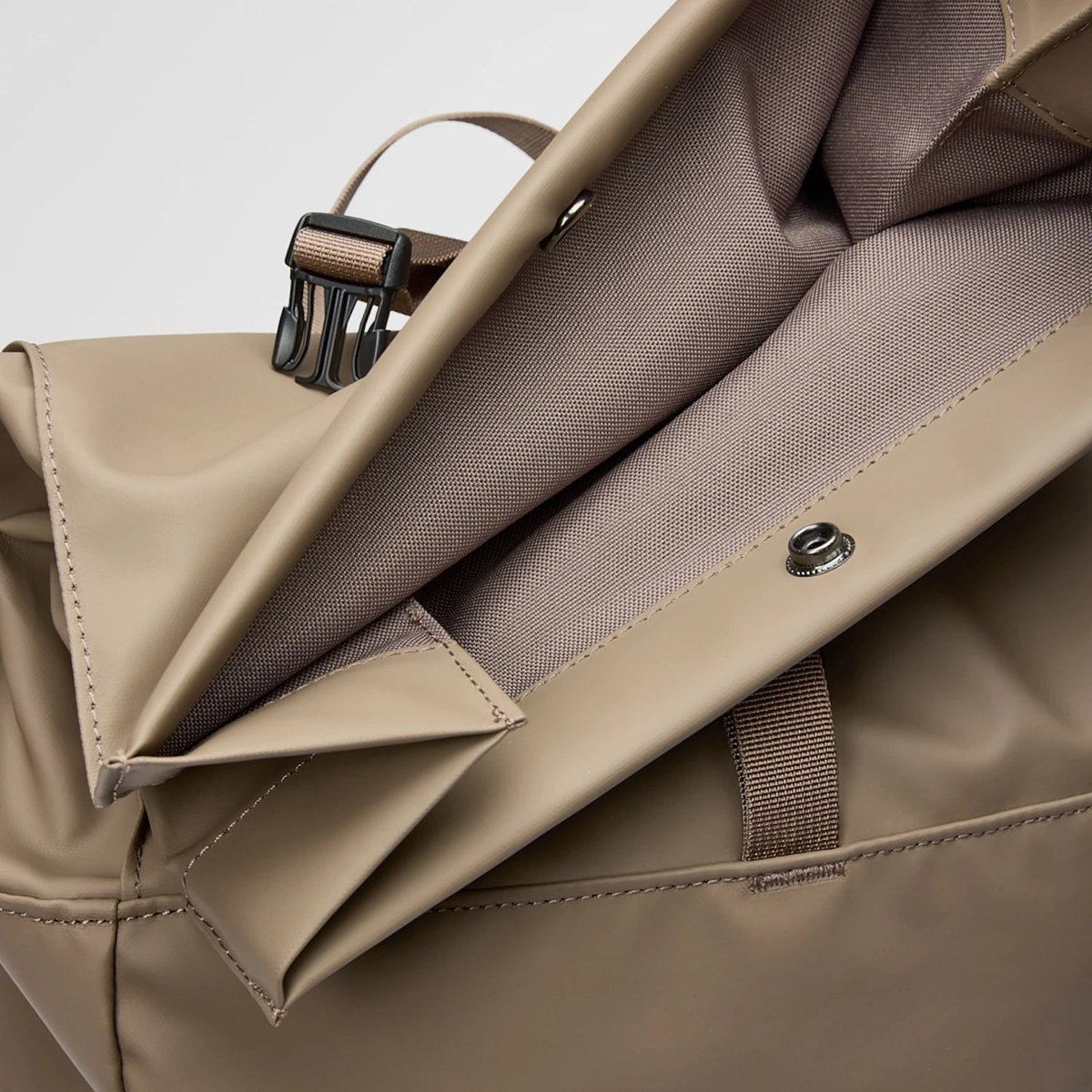 Rucksack mit rollbarem Verschluss Sandqvist Stream