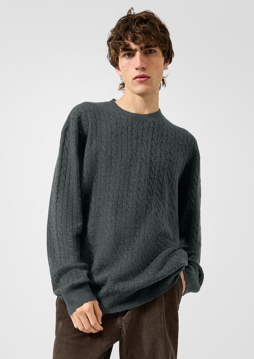 Pull mit Zopfmuster QS
