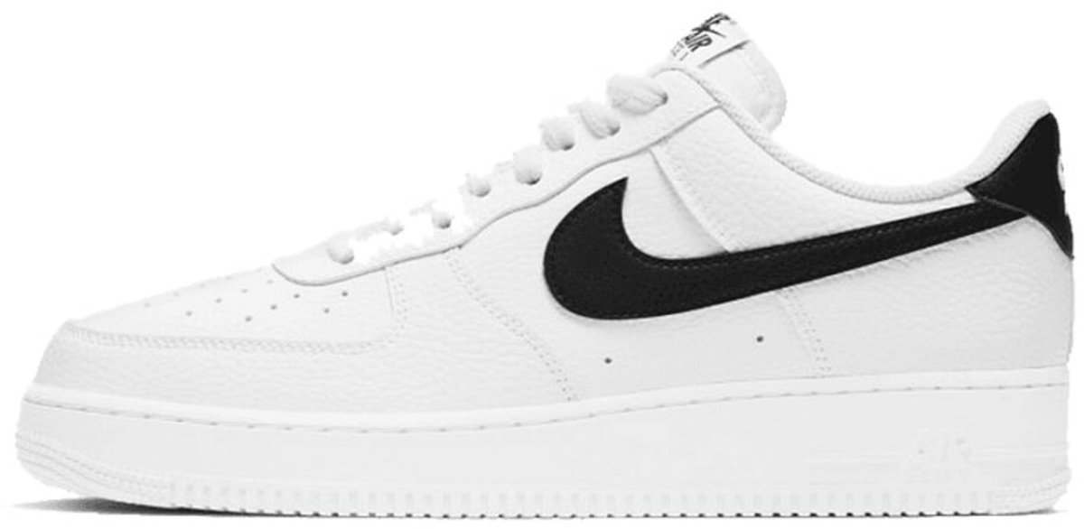 Nike Air Force 1 07