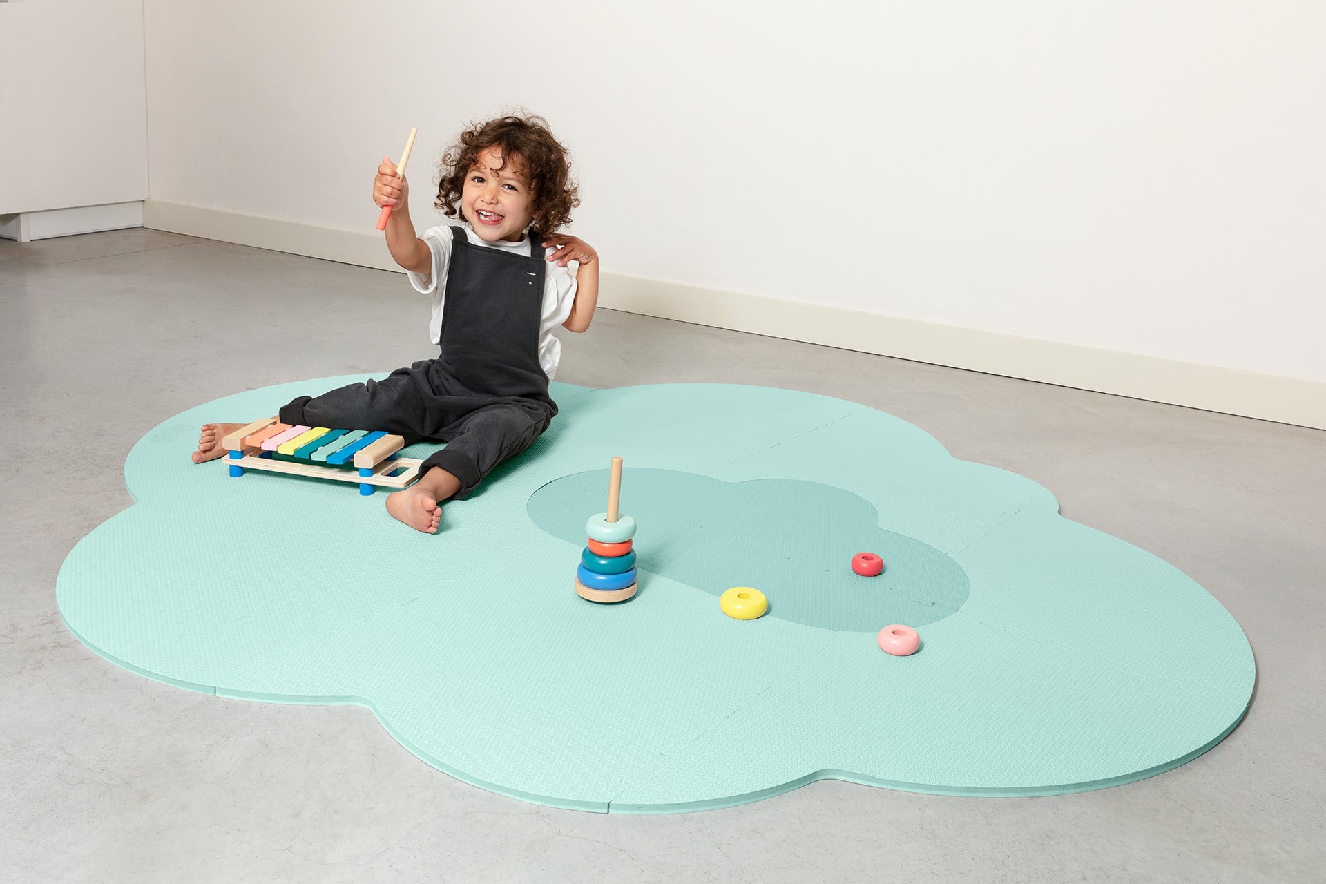Quut - Large Playmat - Head in the clouds Minty Green - Large