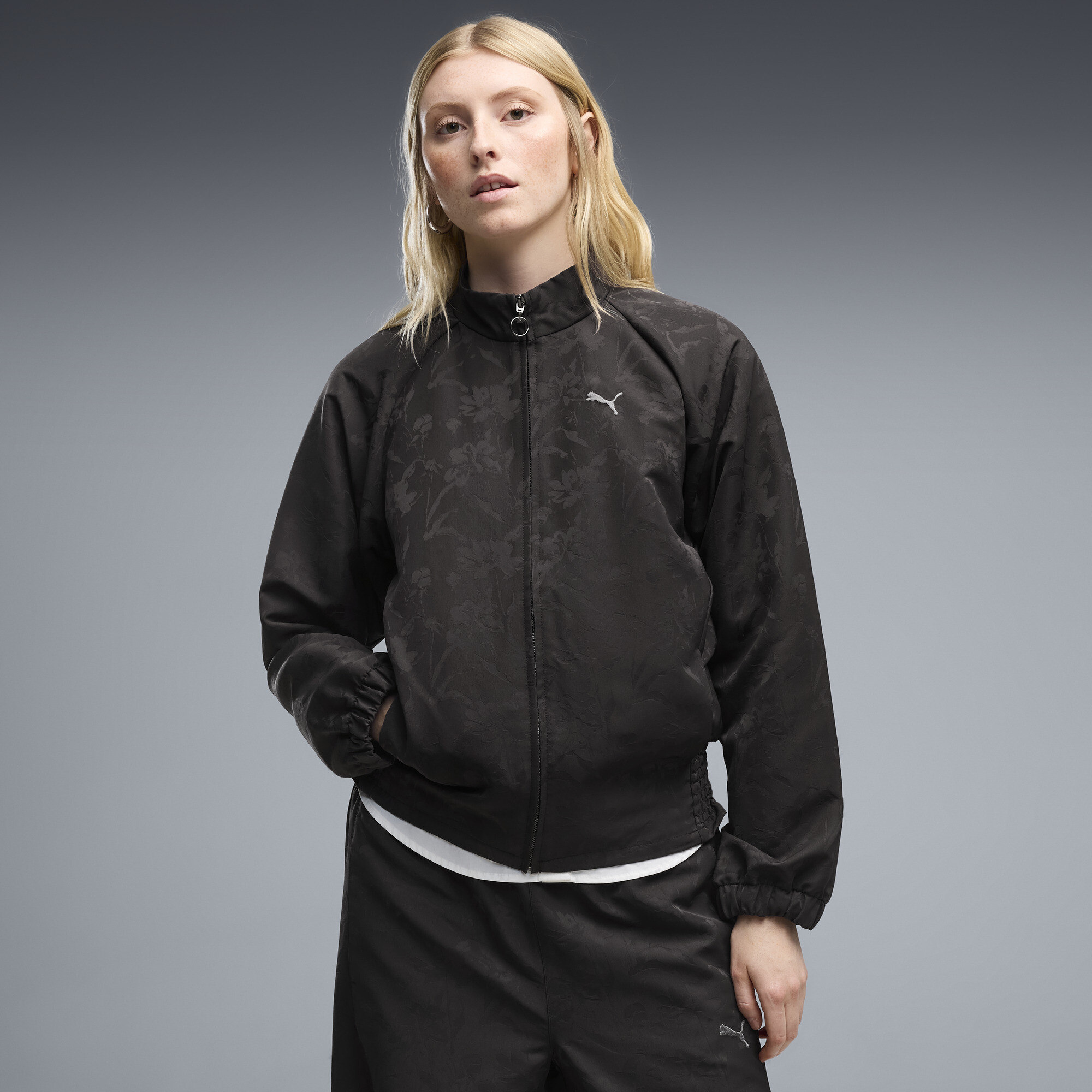 PUMA Essentials Elevated Darling Trainingsjacke Damen, Kleidung, Schwarz, L