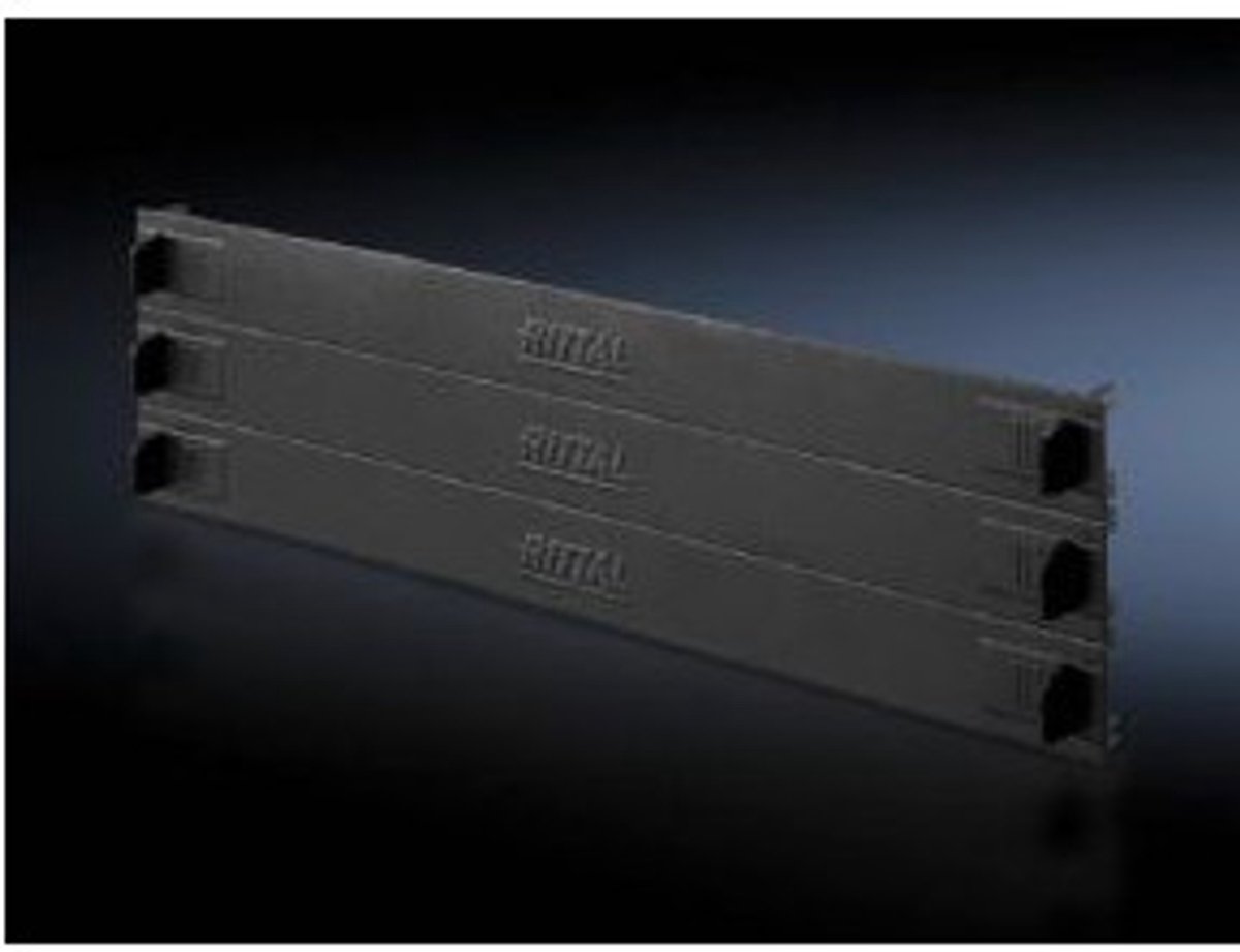 Rittal Dk Toolless Blanking Panel 3 U (3X 1 U) 7151305