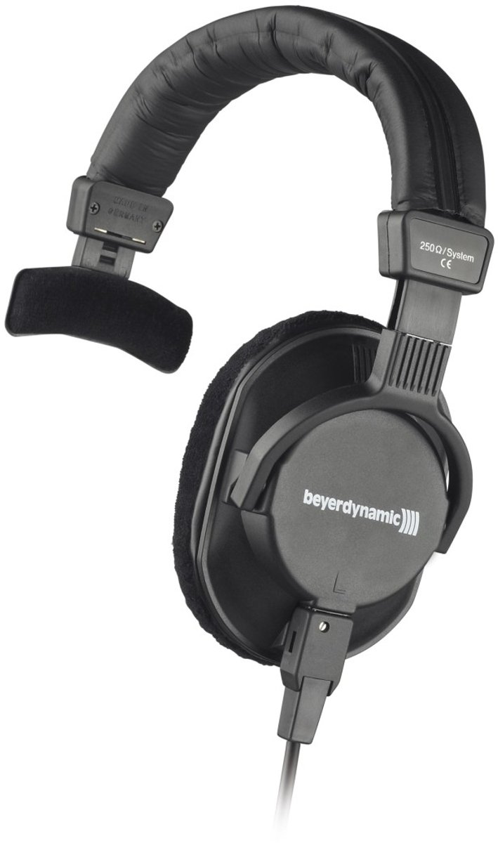 Beyerdynamic DT 252