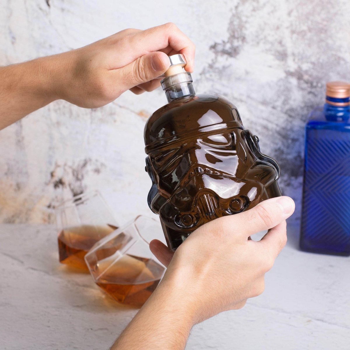 Thumbs Up! Original Stormtrooper - Decanter 750 ml - Brown