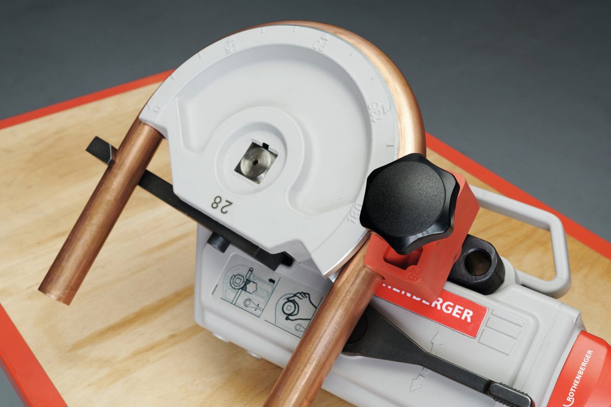 Appareil de cintrage ROBENTD 4000 E machine de base ou batterie/chargeur Rothenberger 1000003391