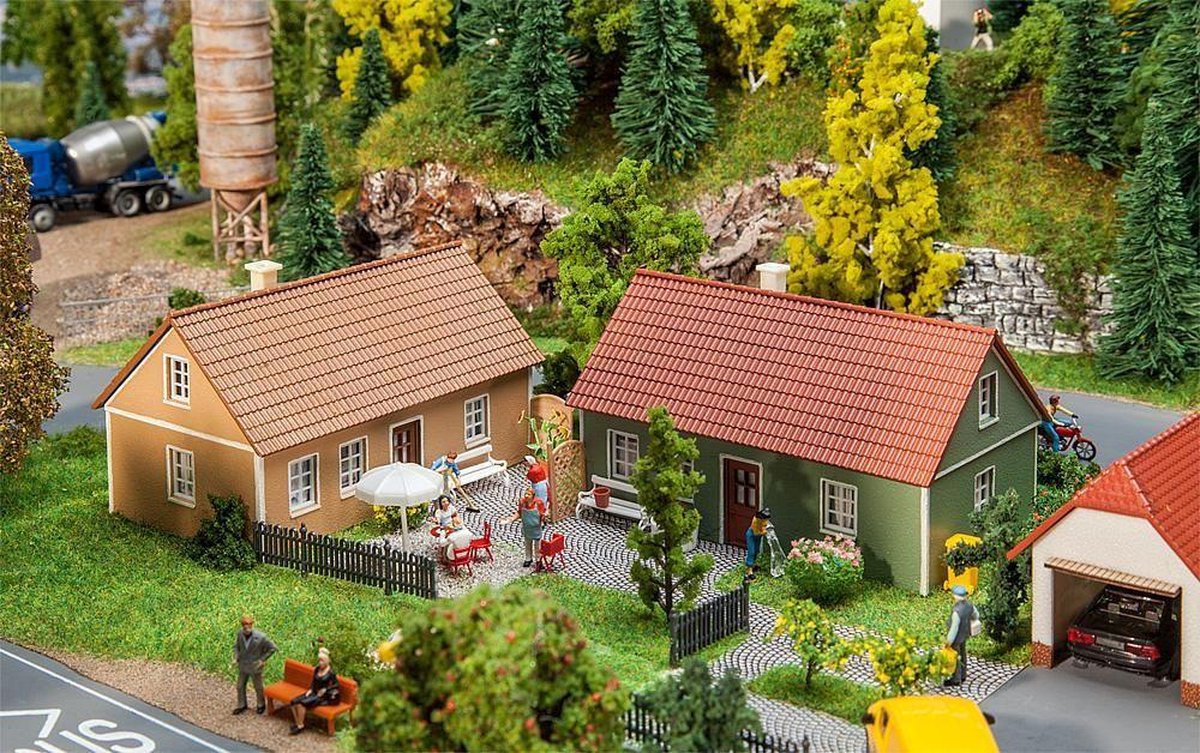 Faller 130607 H0 Lot de 2 maisons de village