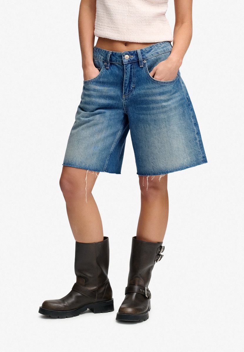 Baggy Shorts für Damen Superdry Rise Mid