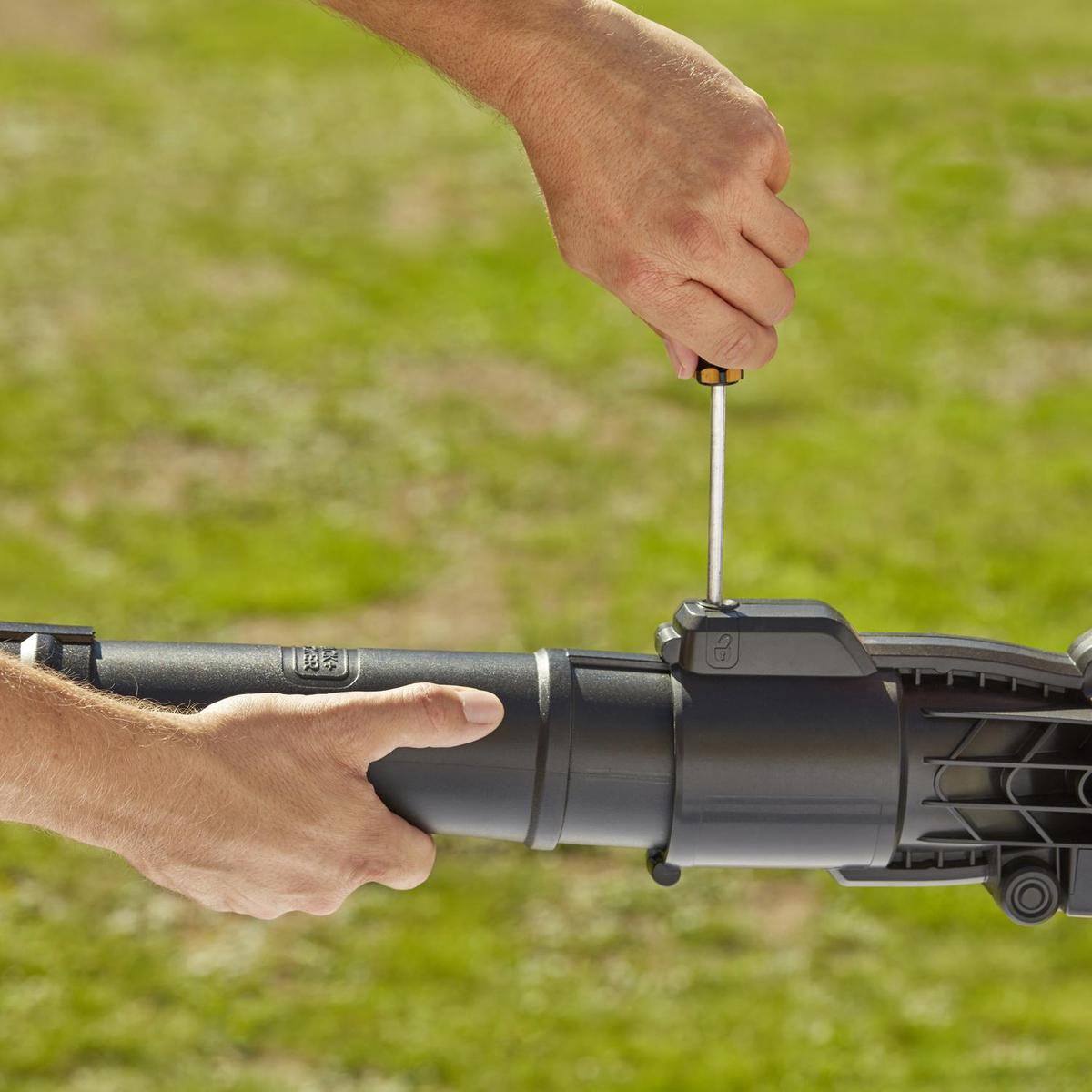 Black & Decker BEBLV301-QS