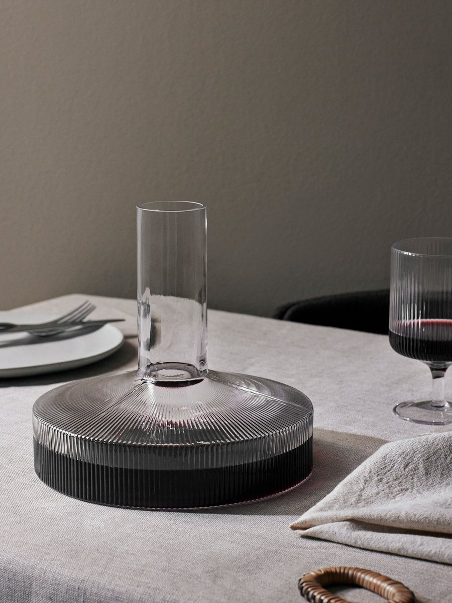Ferm Living Carafe à vin Ripple Clair