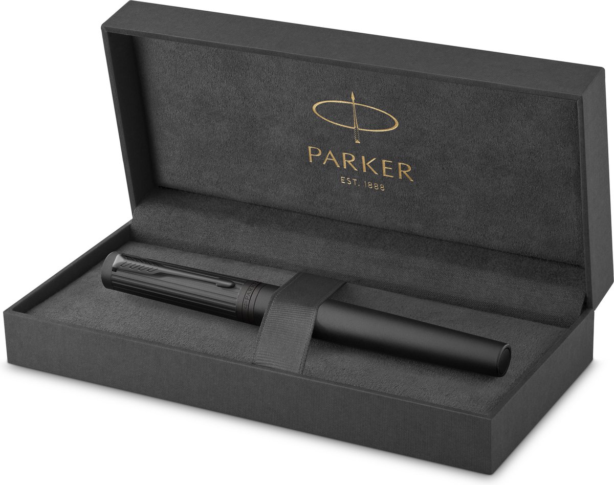 Parker Ingenuity fyldepen | Core Collection | Sort med sort trim | Fin Nib | Sort blæk | Gaveæske