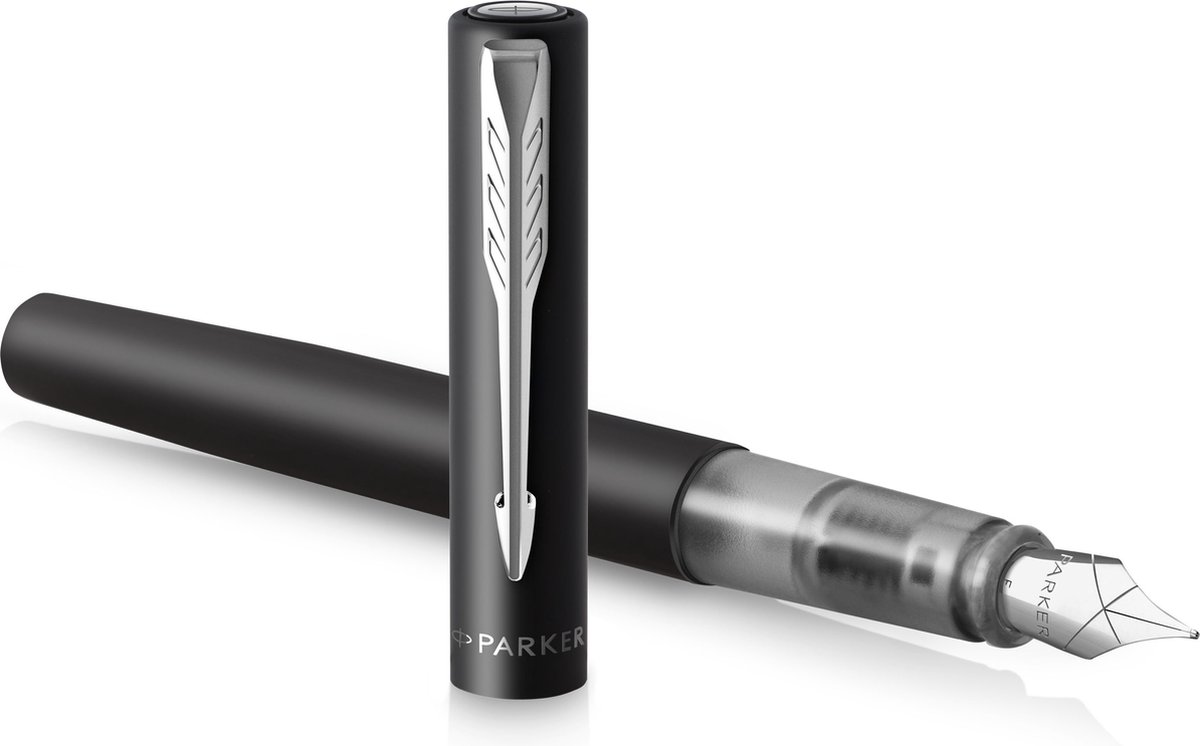 Parker Vector XL fyldepen | Metallisk sort lak på messing | Medium spids med Blue Ink Refill | Gaveæske