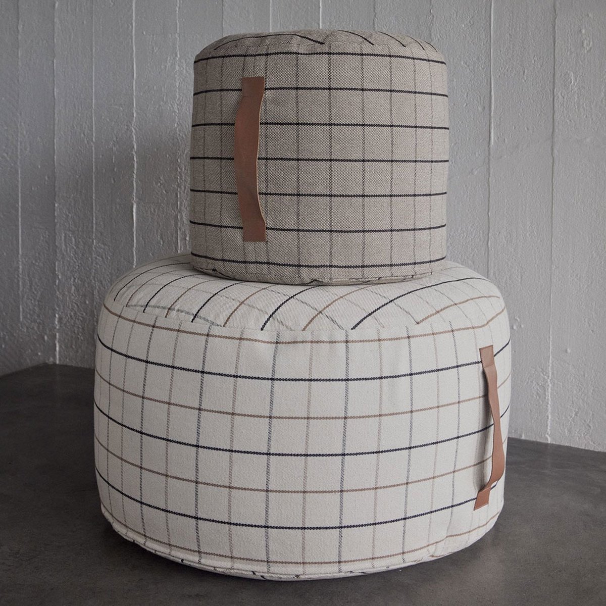 OYOY Pouf Grid Ø 65 cm bianco sporco