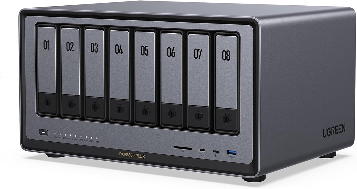 UGREEN NASync DXP8800 Plus 8-Bay NAS 0/8 SATA + 0/2 M.2 SSD, 2x 10GbE, 8GB RAM