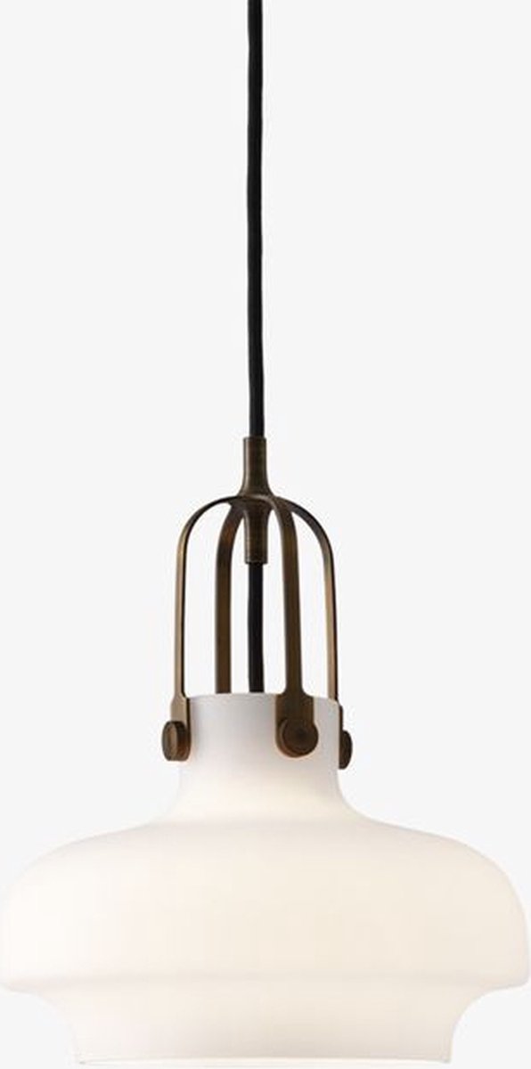 &Tradition Lampadario Copenhagen SC6 vetro opalino-ottone